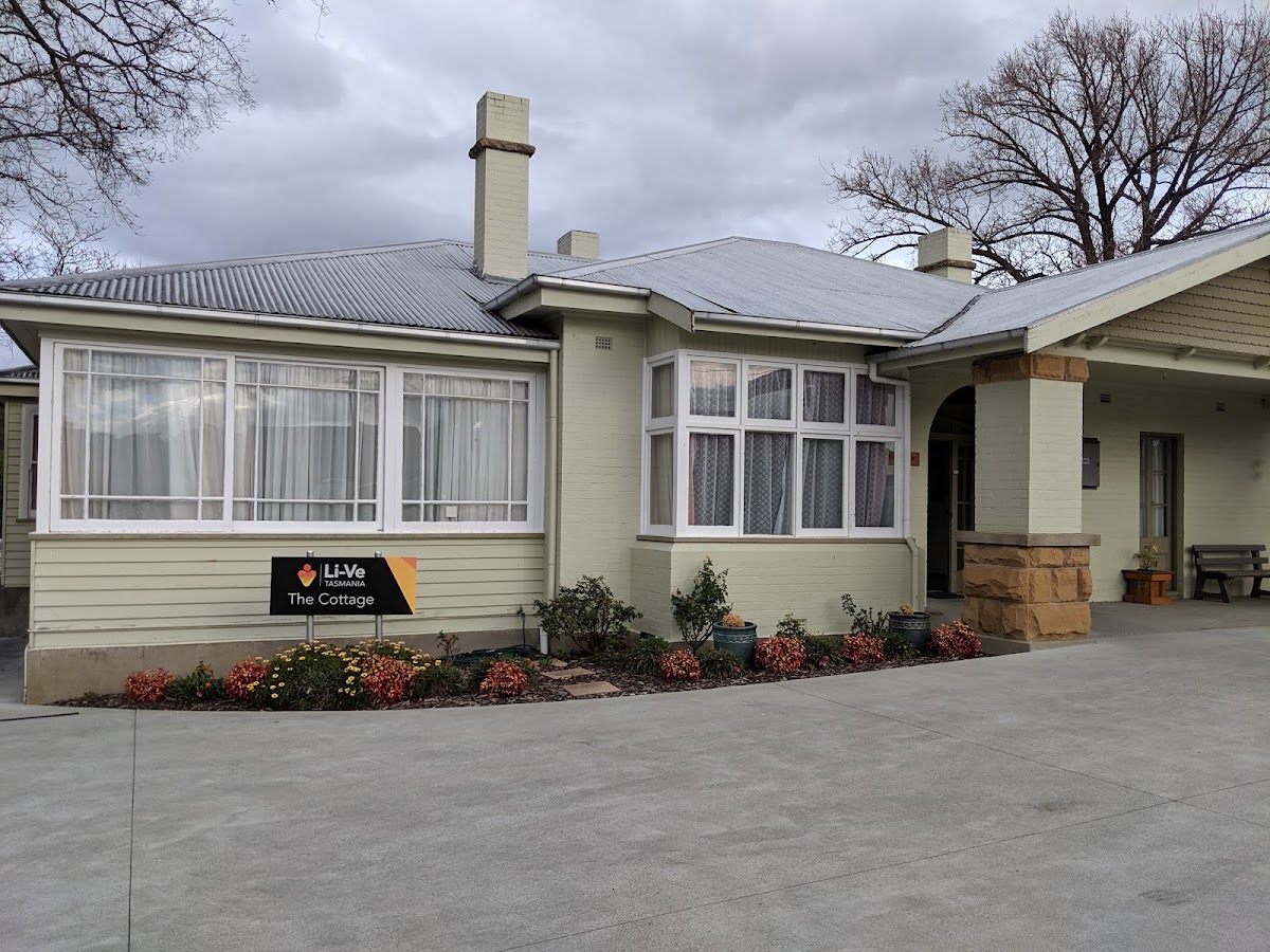 genU (The Cottage)