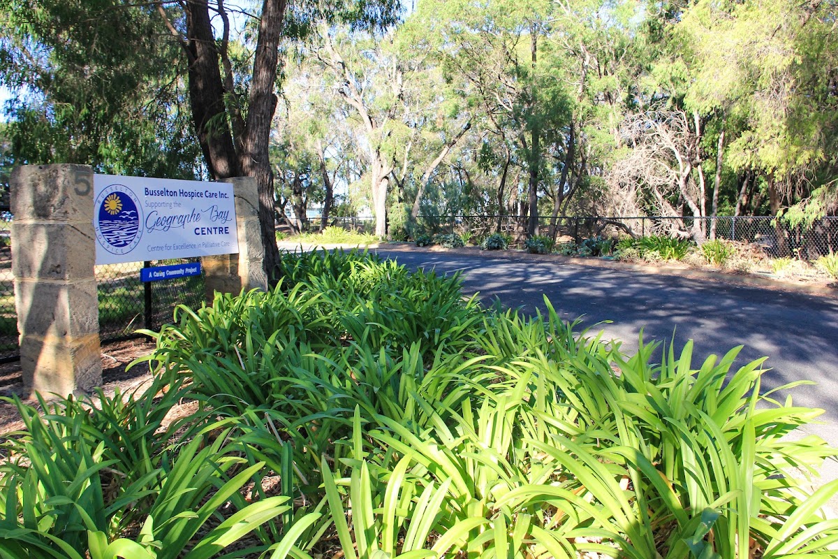 Staying In Place Busselton